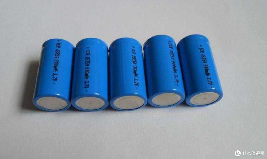 这个夏天最火的2款便携榨汁杯选谁？实测告诉你