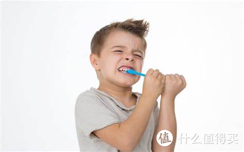 让刷牙变成一种快乐，“六一”送给孩子最好的礼物：深爱叮当猪仔儿童智能U型电动牙刷使用指南
