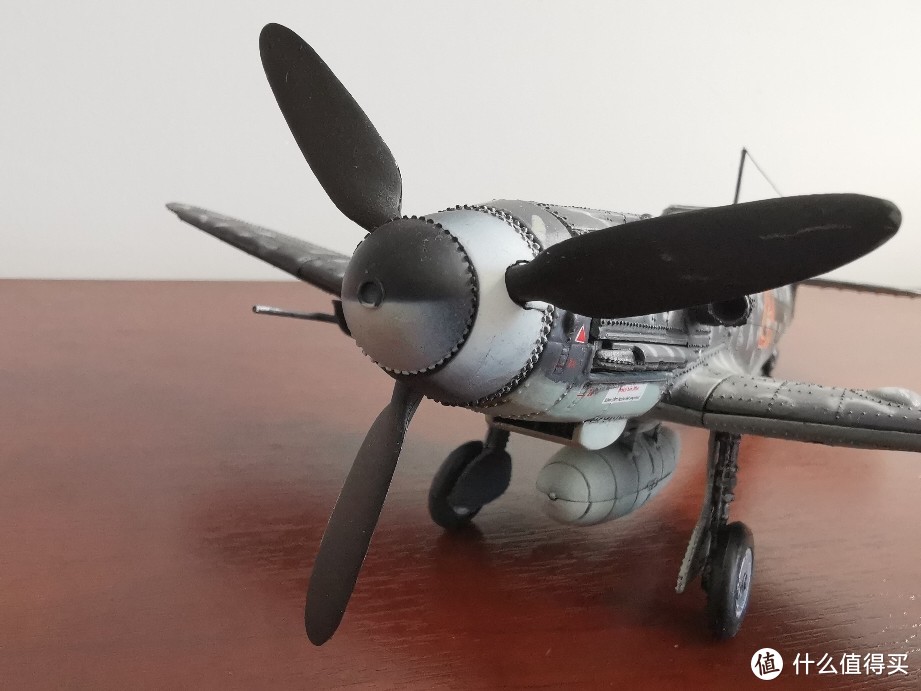 FOV 1:32 Bf-109 G-6 战斗机