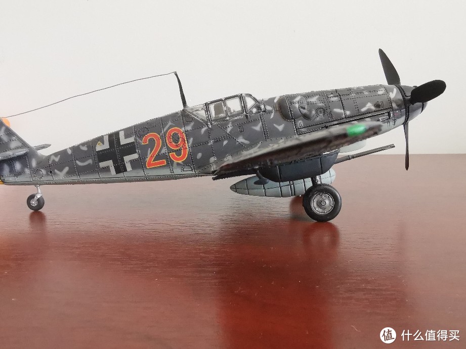 FOV 1:32 Bf-109 G-6 战斗机