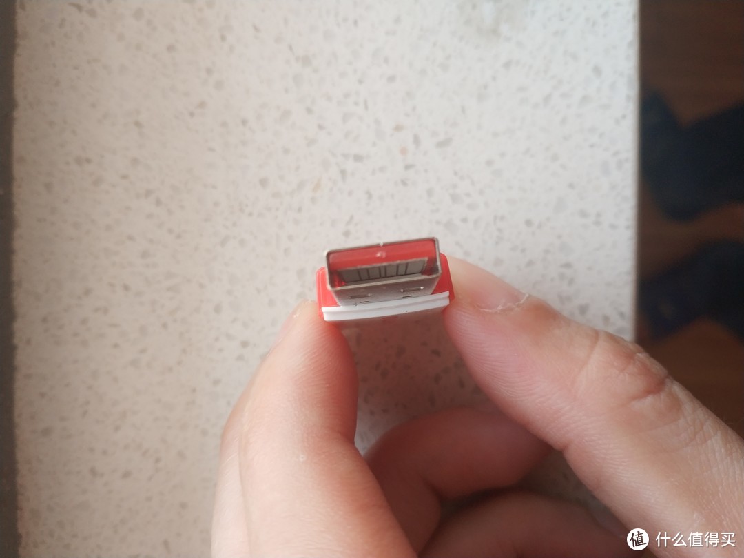 绿巨能USB2.0读卡器体验