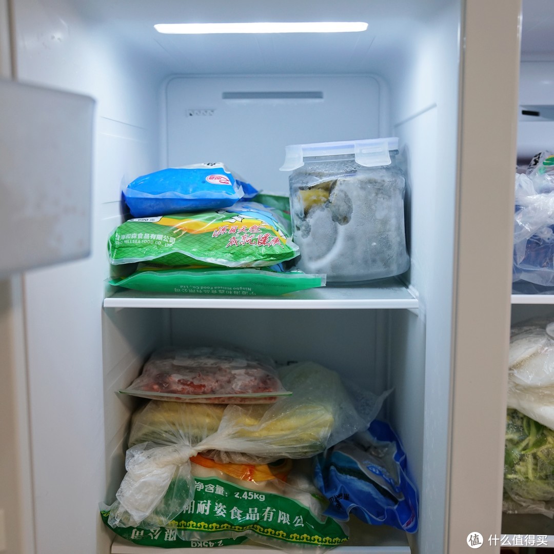 大容量杀菌净味冰箱了解一下！海信食神568升对开门冰箱评测