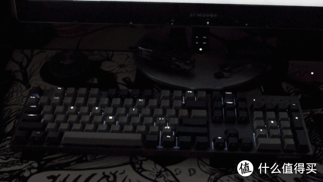 一切为了安静的码文——深夜键盘 杜伽K310 静音红轴白光限定