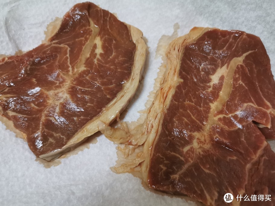 跟小莉莉大颖颖与蒙面肉哥抄作业十几块的原切牛排亲身吃完种草，吃肉一族冲