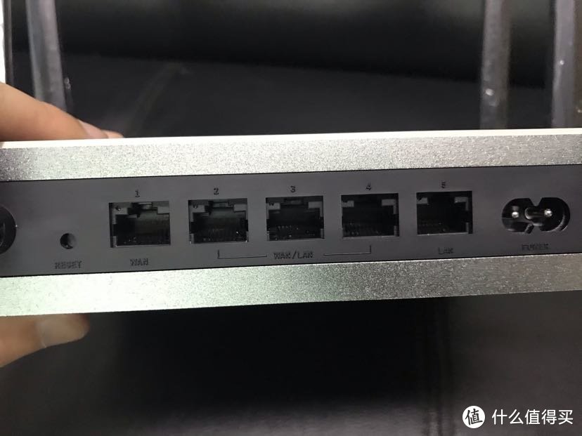 TP-LINK TLWAR2600L 双频千兆无线路由器开箱使用分享