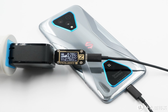 4A PPS支持Switch,绿联65W氮化镓充电器开箱评测