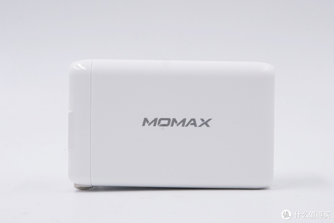 拆解报告：MOMAX摩米士65W 2C1A氮化镓快充充电器UM20CN