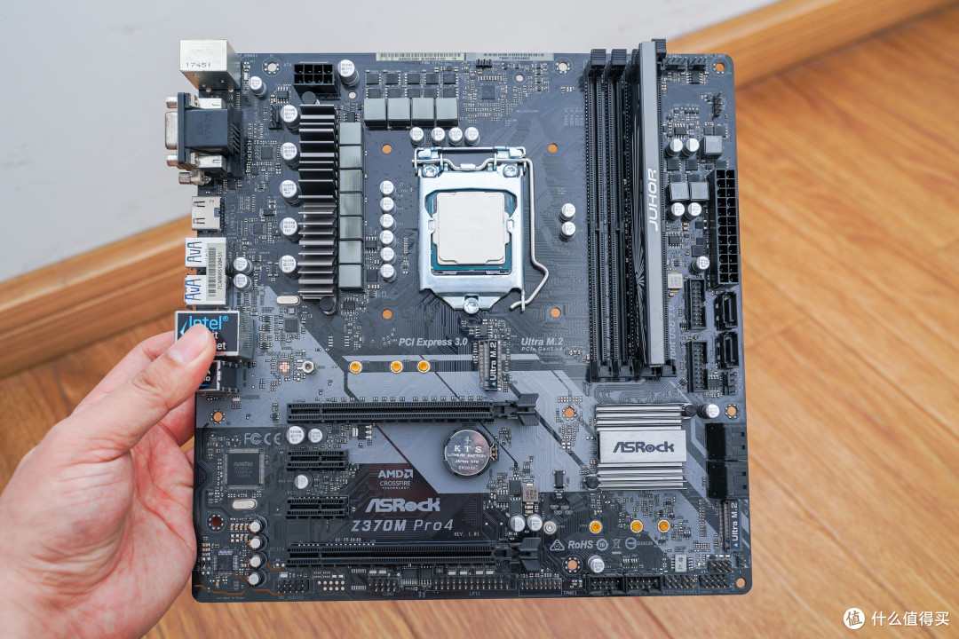 组装一台高性能all in one nas,i5处理器 z370主板,万兆 软路由 win10