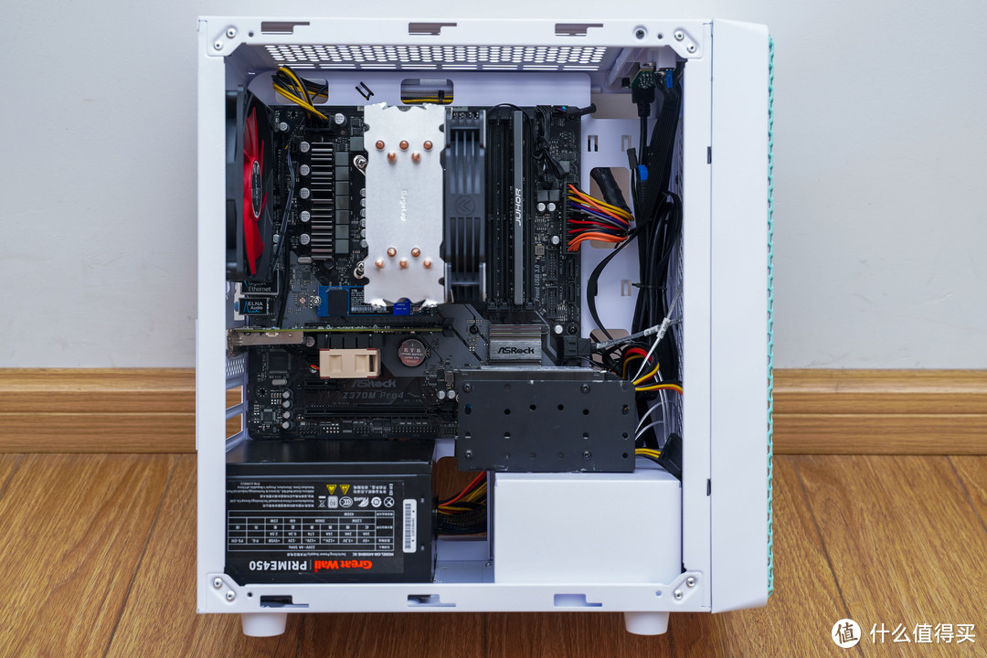 组装一台高性能All in one NAS，i5处理器+z370主板，万兆+软路由+win10！