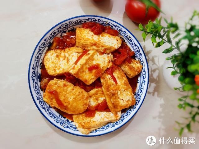 它和豆腐一起焖是绝配，香嫩入味又开胃，比大鱼大肉好吃