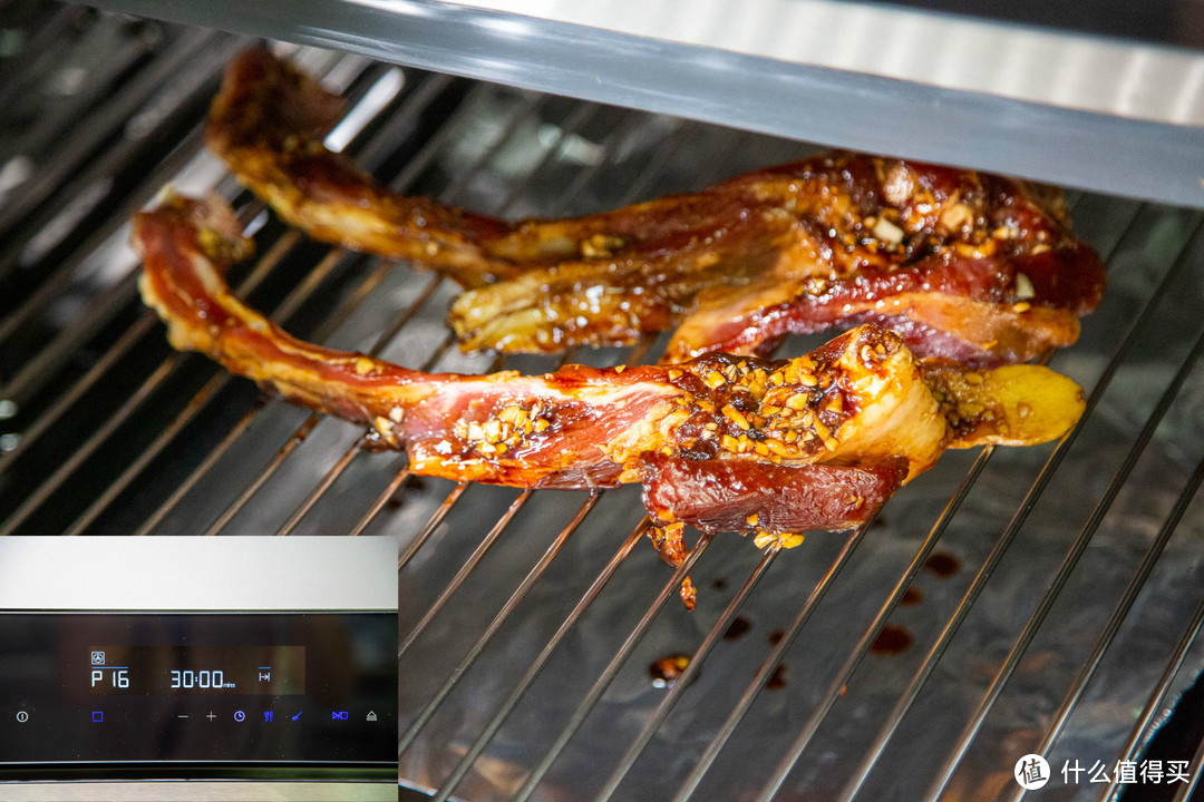 蒸鱼、烤鸡、做早餐，六份实用家常菜谱，实测西门子蒸烤一体机！