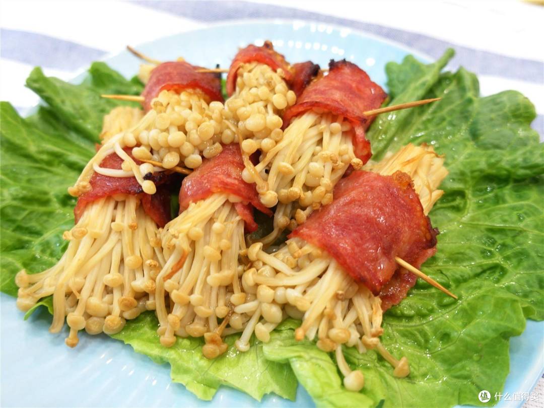 蒸烤箱+培根能玩出什么花样？吃播现场直播烤花式培根卷