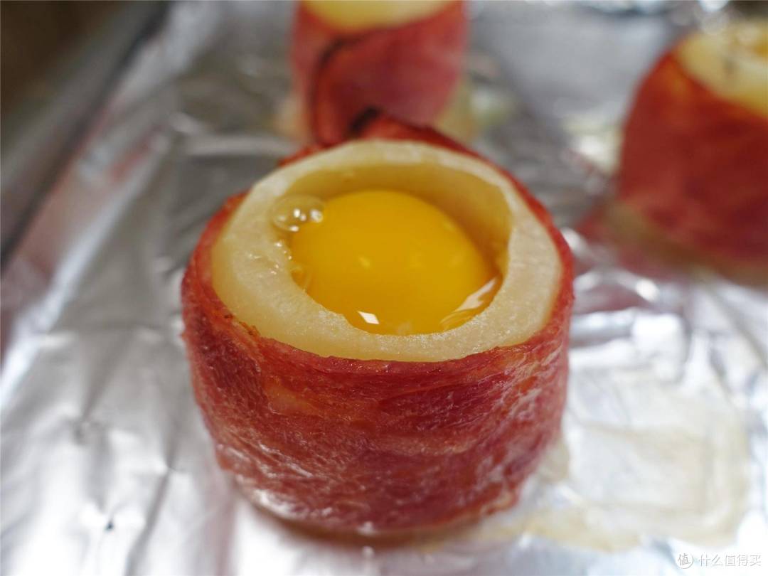 蒸烤箱+培根能玩出什么花样？吃播现场直播烤花式培根卷