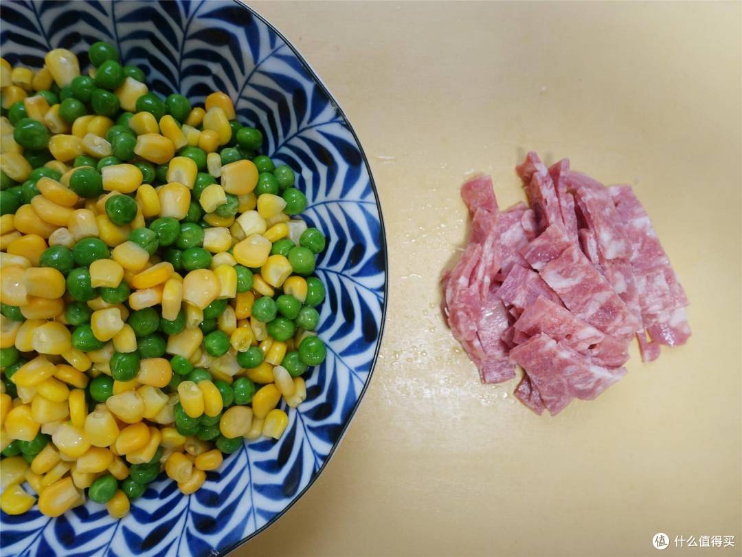 蒸烤箱+培根能玩出什么花样？吃播现场直播烤花式培根卷