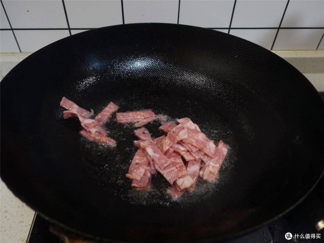 蒸烤箱+培根能玩出什么花样？吃播现场直播烤花式培根卷