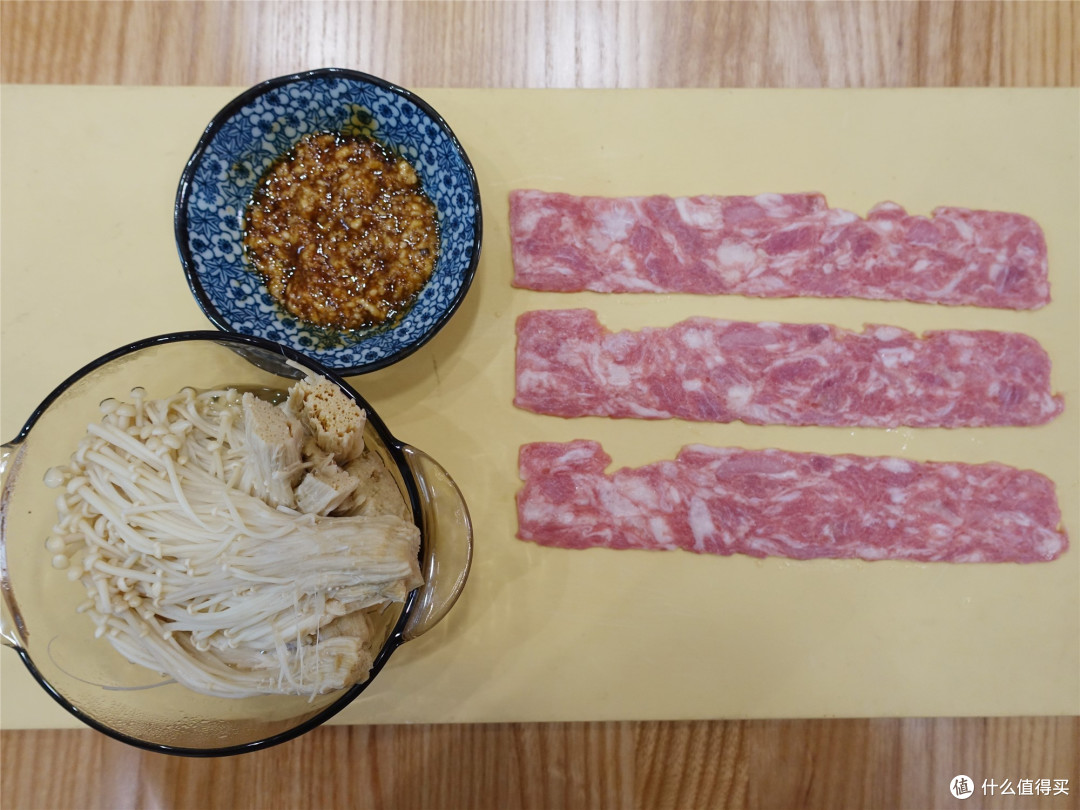 蒸烤箱+培根能玩出什么花样？吃播现场直播烤花式培根卷