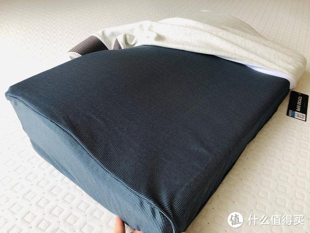 我的睡眠质量由诺伊曼记忆棉床垫帮我提升，每天都精神饱满