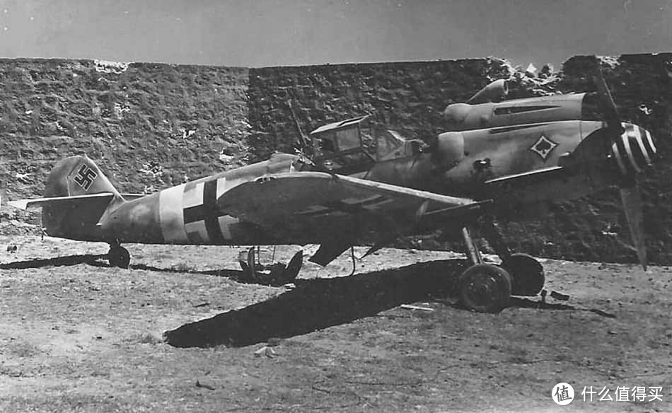 隶属于JG53联队的一架Bf-109 G-6，位于地中海与意大利战区