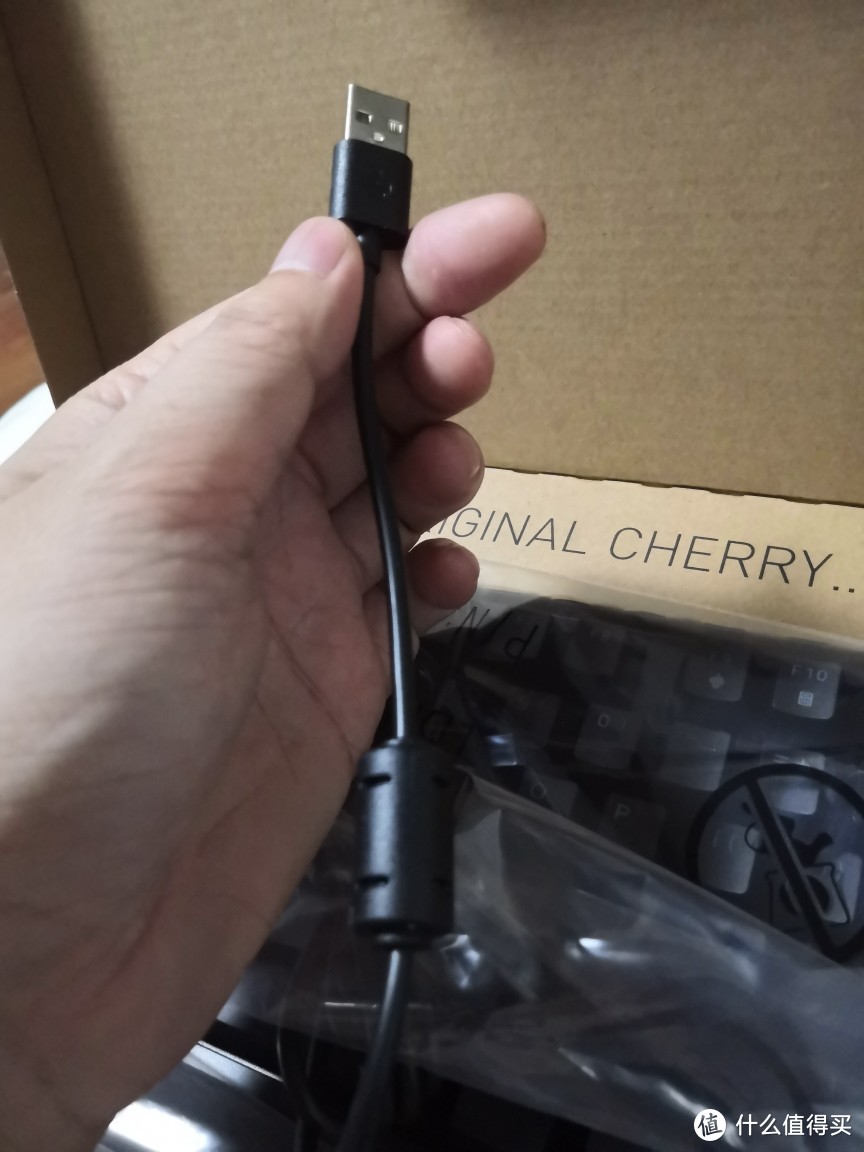 Cherry mx1.0键盘开箱晒单—大妈的半件礼物