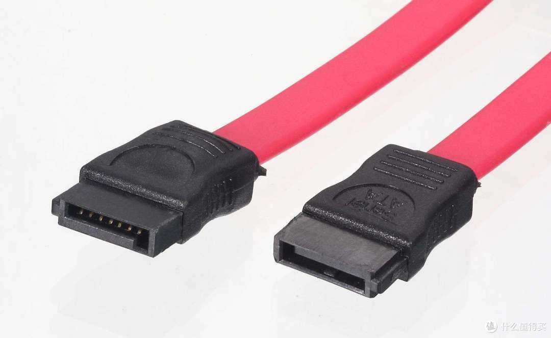 保姆级教程:老电脑这样加装固态硬盘,既不需要重装系统,又省时间!(值得收藏)