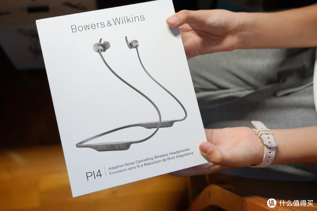 高级感声音，旗舰级享受-Bowers&Wilkins (宝华韦健)PI4 蓝牙HIFI耳机体验