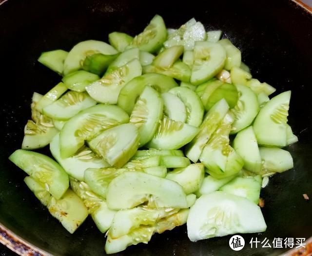 夏天要多吃这菜，既便宜又减肥，还清甜爽口解暑气