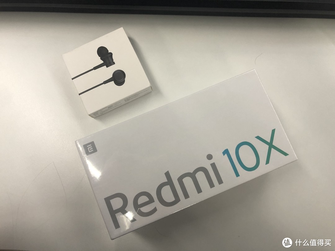 买了台首发999元Redmi当备用机值得吗？Redmi 10X开箱