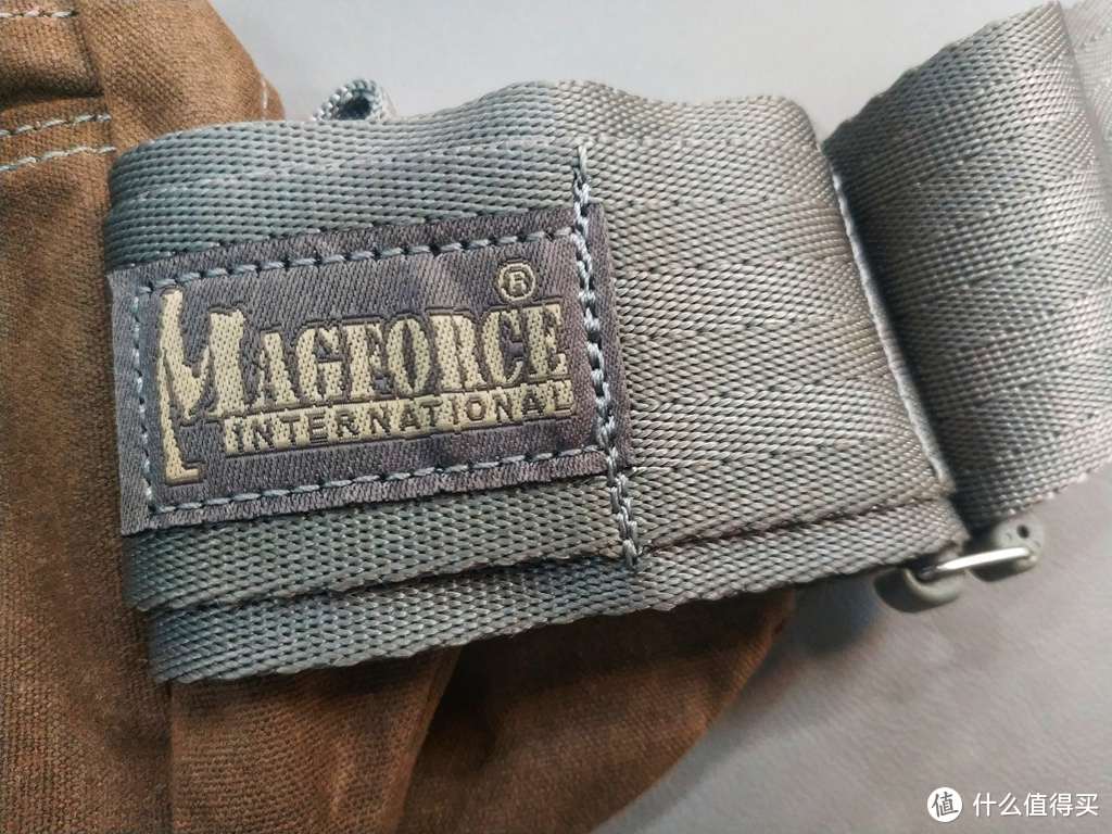 酷の型者--MAGFORCE麦格霍斯城市游侠斜挂运动腰包体验