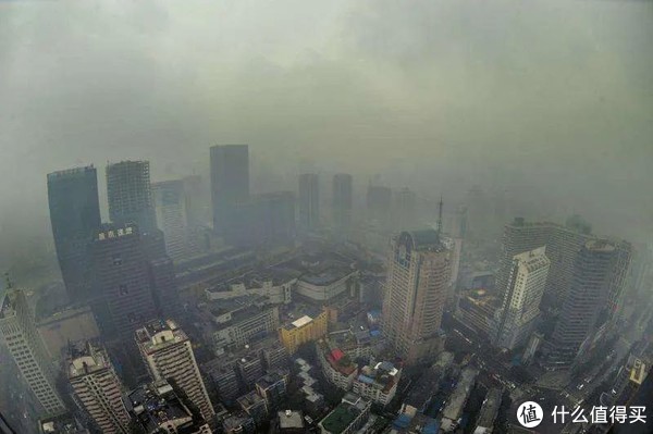 冬天一周至少5天都是这种阴雨不见太阳的天气