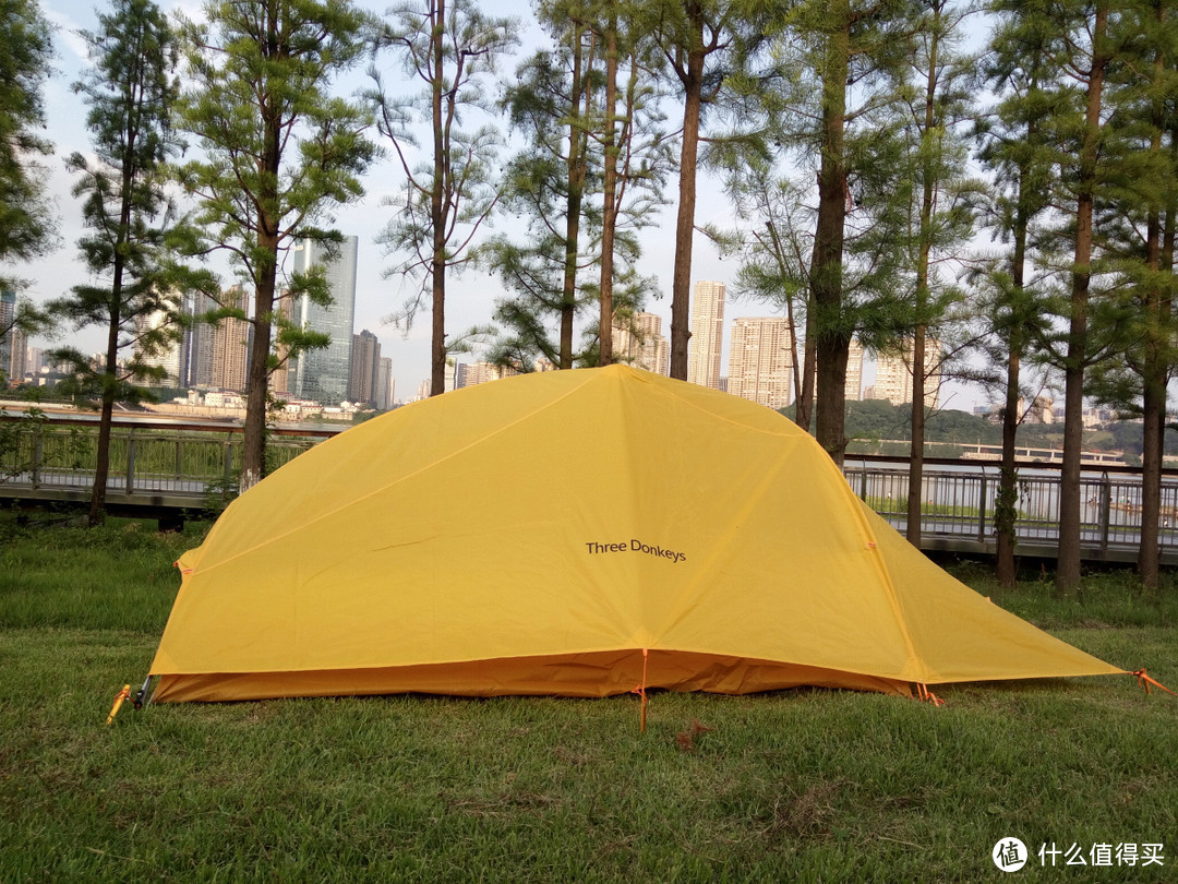 超轻易搭建的野营装备，三只小驴露营帐篷体验