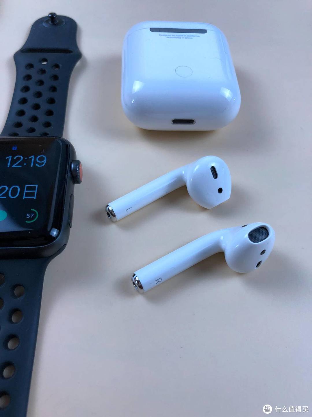 Apple 苹果 AirPods（二代）无线蓝牙耳机 半年使用有优缺点总结