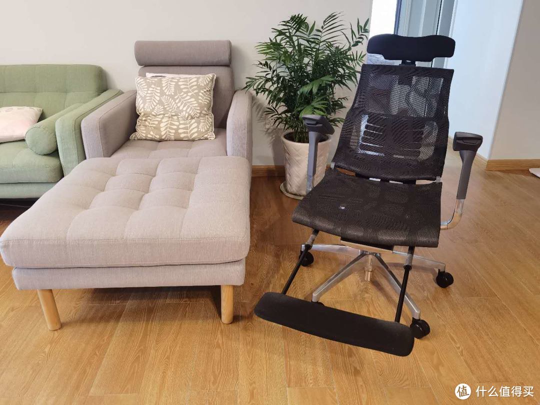单人沙发vs工学椅