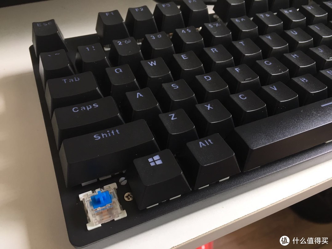 RK61VS雷柏v500proVS达尔优DK100  机械键盘入门新手的入门键盘小横评