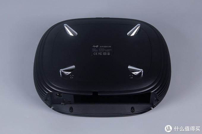 适合不折腾的玩家用户,迎广B1 MINI ITX机箱,佛系装机体验