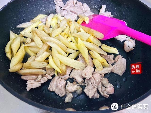 越简单的烹饪方式，越能保有原汁原味，也就越清爽开胃