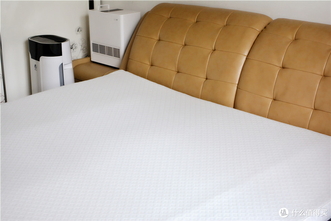 ​五星级酒店的待遇，诺伊曼记忆棉床垫，开启深度睡眠模式
