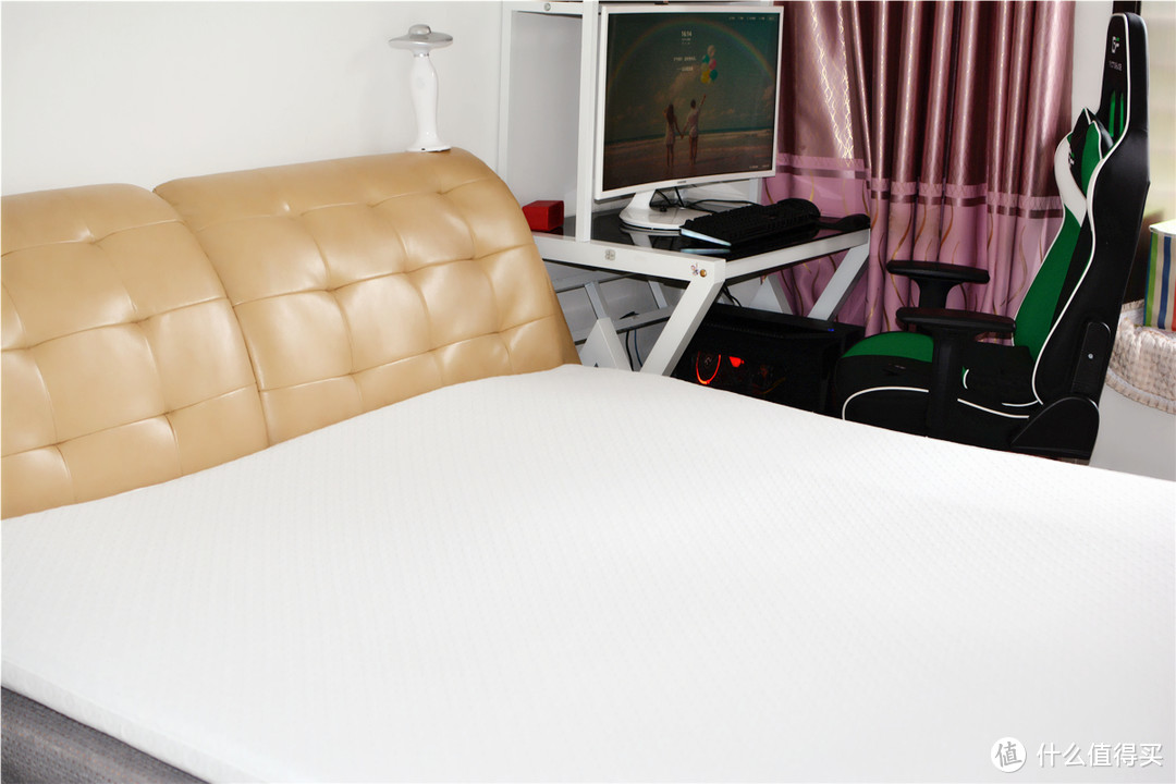 ​五星级酒店的待遇，诺伊曼记忆棉床垫，开启深度睡眠模式