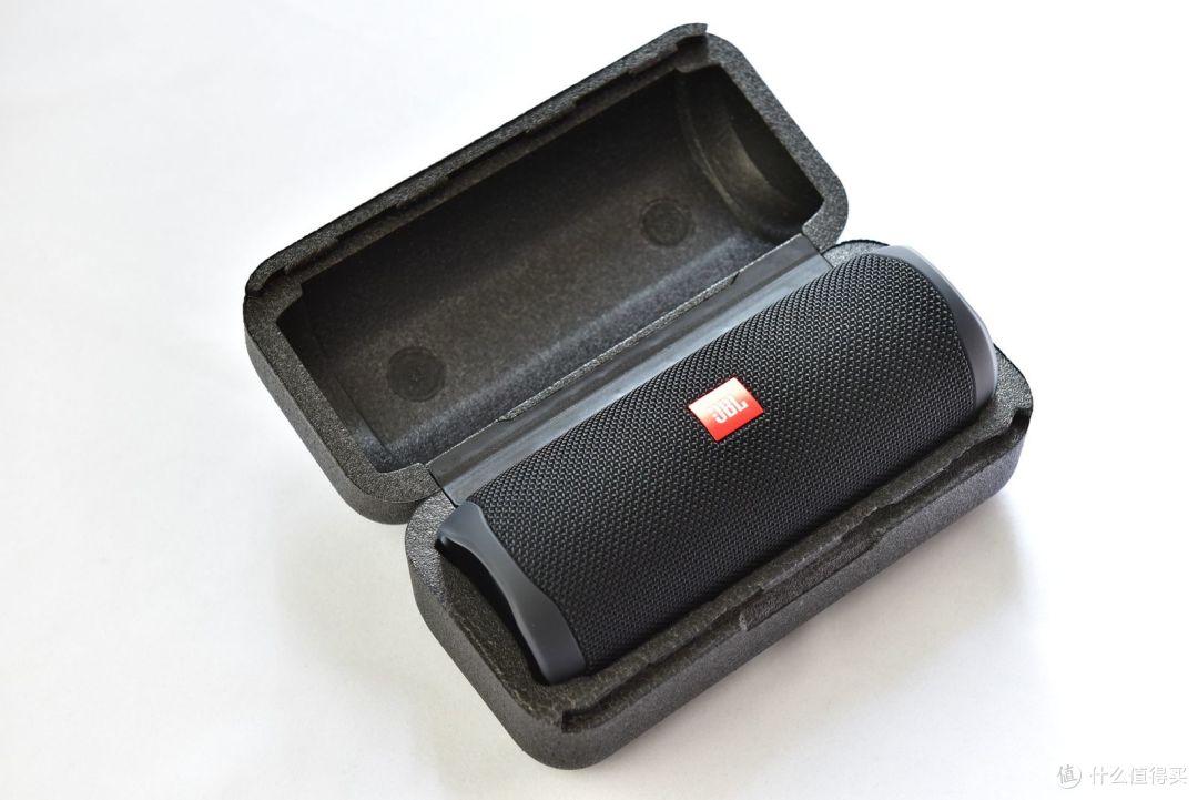 900多块的jbl Flip蓝牙音箱真的香 拼多多上车撕撕看 蓝牙音箱 什么值得买