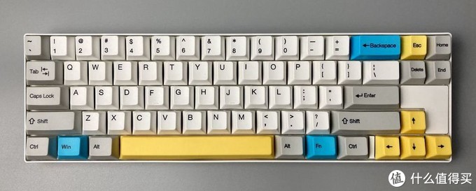 最适合程序员的帅气键盘: GANSS ALT71/68 蓝牙茶轴机械键盘