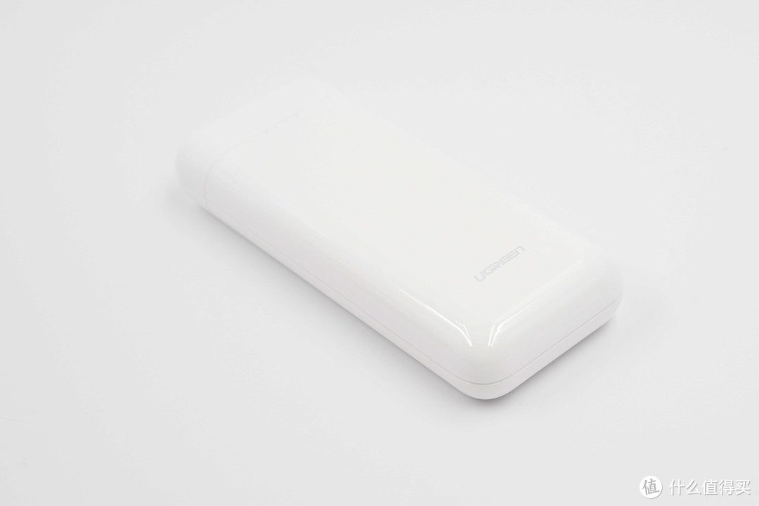 拆解报告：UGREEN绿联10000mAh 18W双向快充移动电源