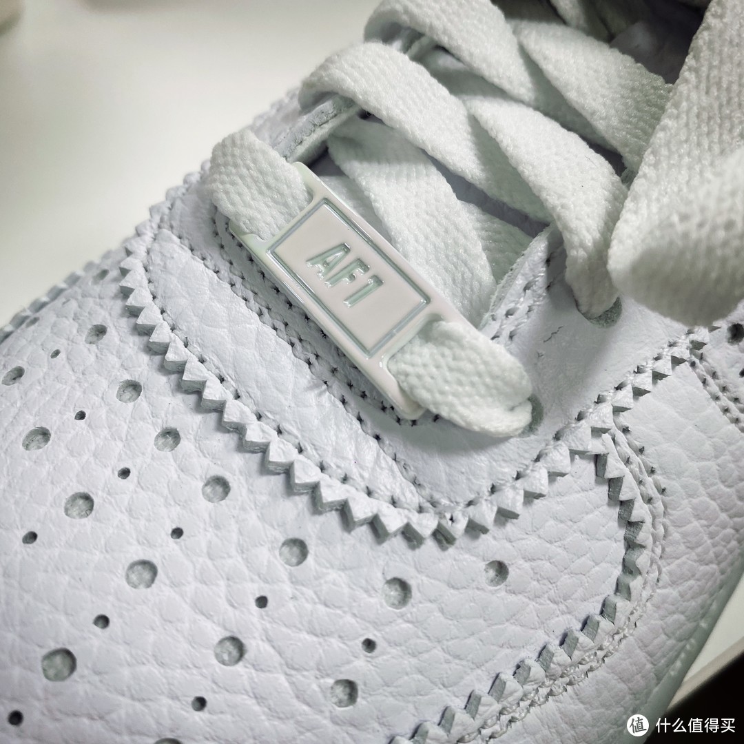 一起来看鞋（1）: Nike Air Force 1 “Betrue”系列首发AF1开箱测评