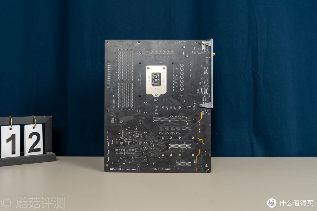 依然是标杆级的高端主板、技嘉Z490 AORUS PRO AX 小雕PRO主板 深度评测