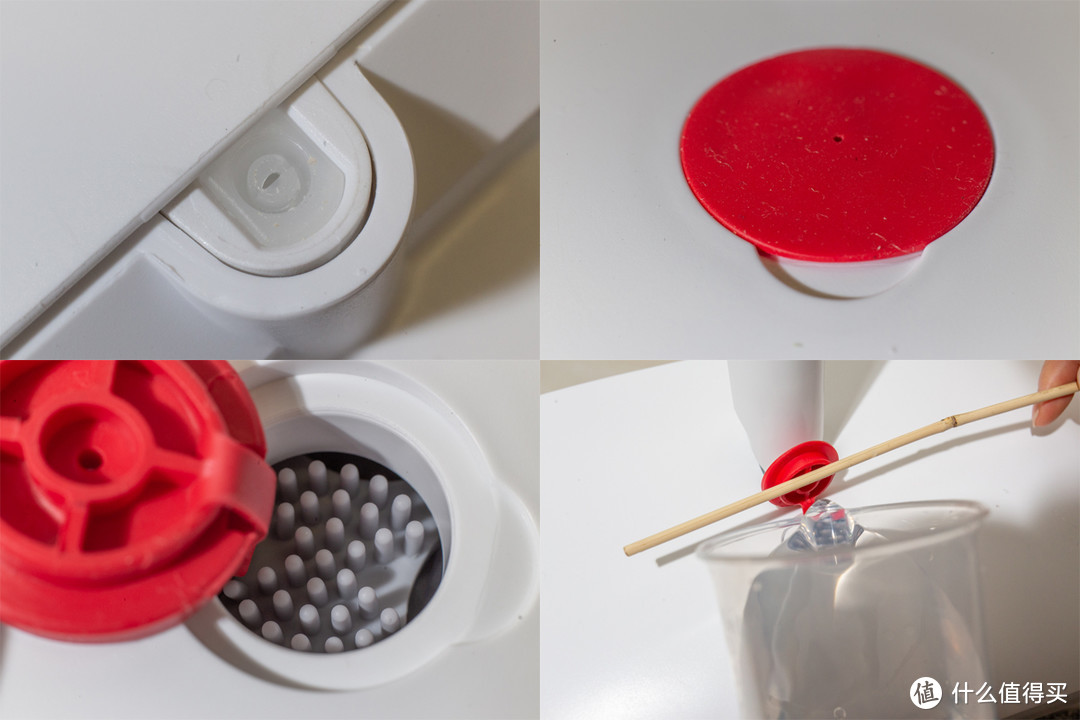 喷水口细节，水箱盖为红色硅胶材质，中央带透气口，便于平衡气压，水箱盖打开下方为硅胶材质的水箱滤网