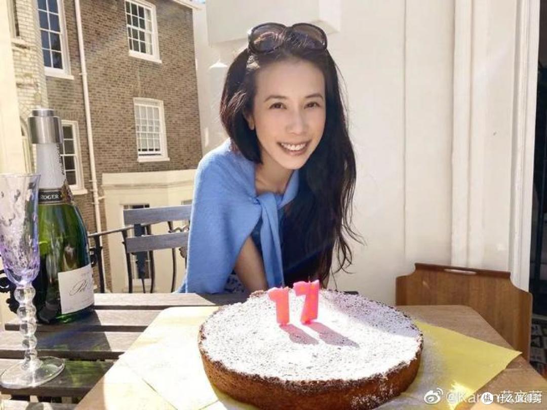 经历了周星驰冯德伦最终嫁给初恋50岁的莫文蔚还好吗