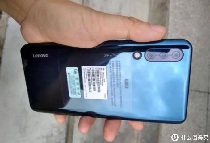 性价比暴涨，骁龙730+128GB跌至1199元，还有大电池+屏幕指纹