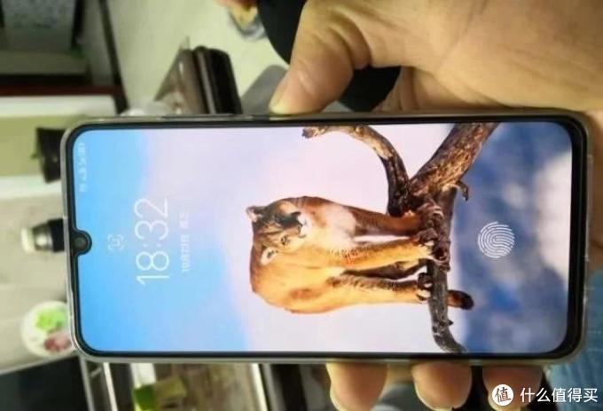 性价比暴涨，骁龙730+128GB跌至1199元，还有大电池+屏幕指纹