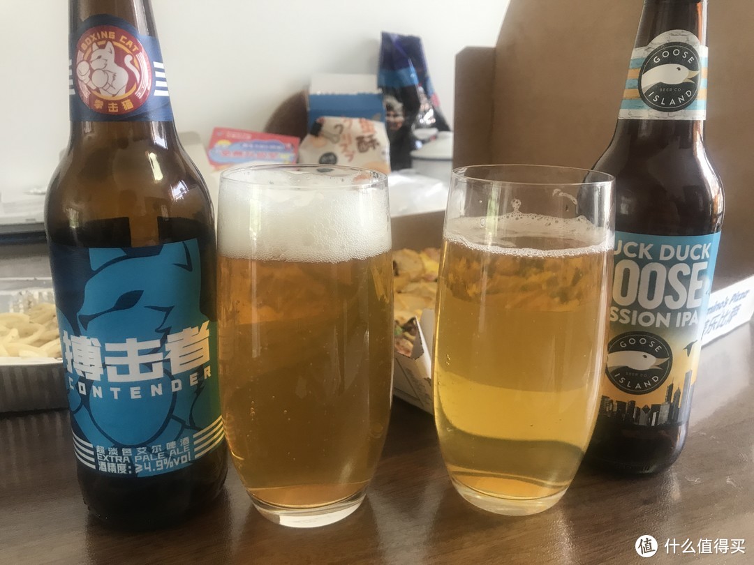 初次体验精酿啤酒：百威鹅岛及拳击猫