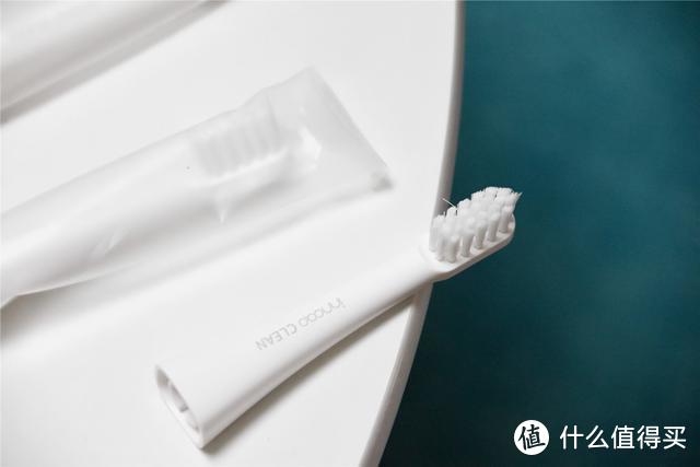 小米众筹推出超声波电动牙刷，轻松护牙，90元能买仨