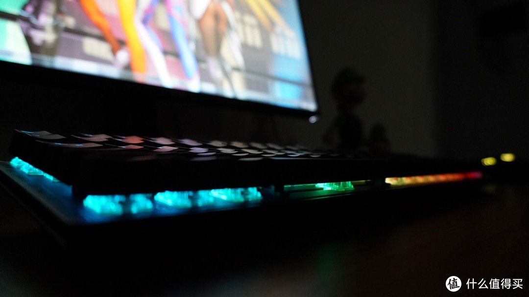 技嘉GIGABYTE AORUS K1 RGB机械键盘