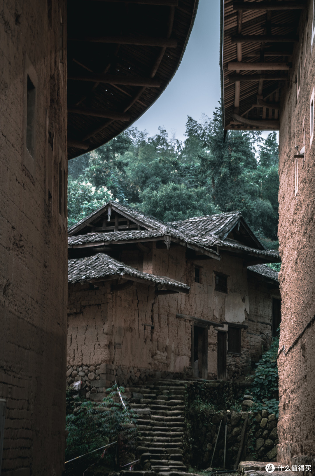 土楼一日游，来看看《大鱼海棠》原型地，感受下中国古建的高超技术和视觉震撼